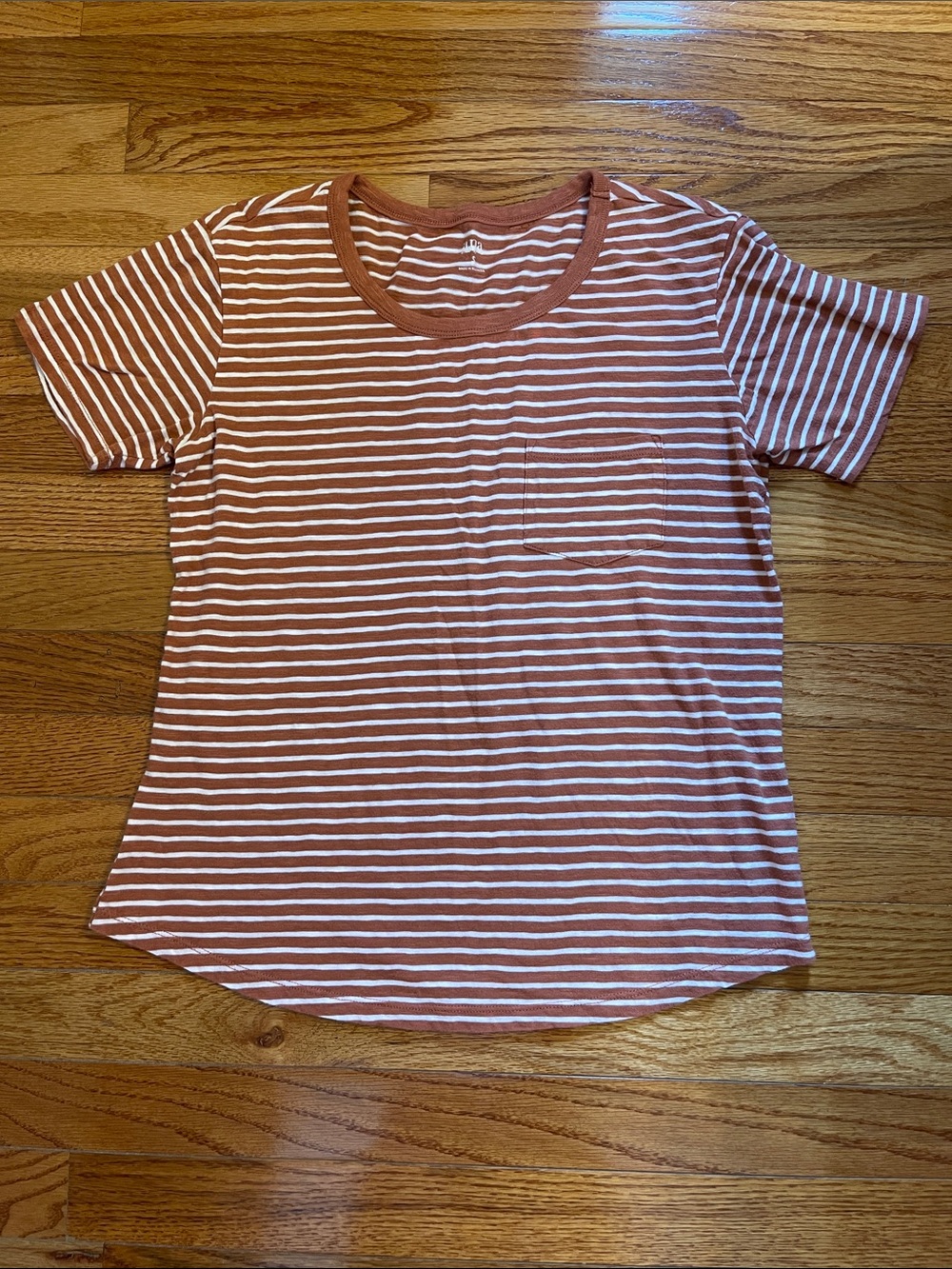 a.n.a Rust and White Striped Pocket Tee Sz S